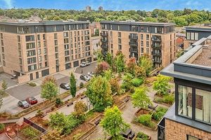 73 Roosevelt Apartments- click for photo gallery
